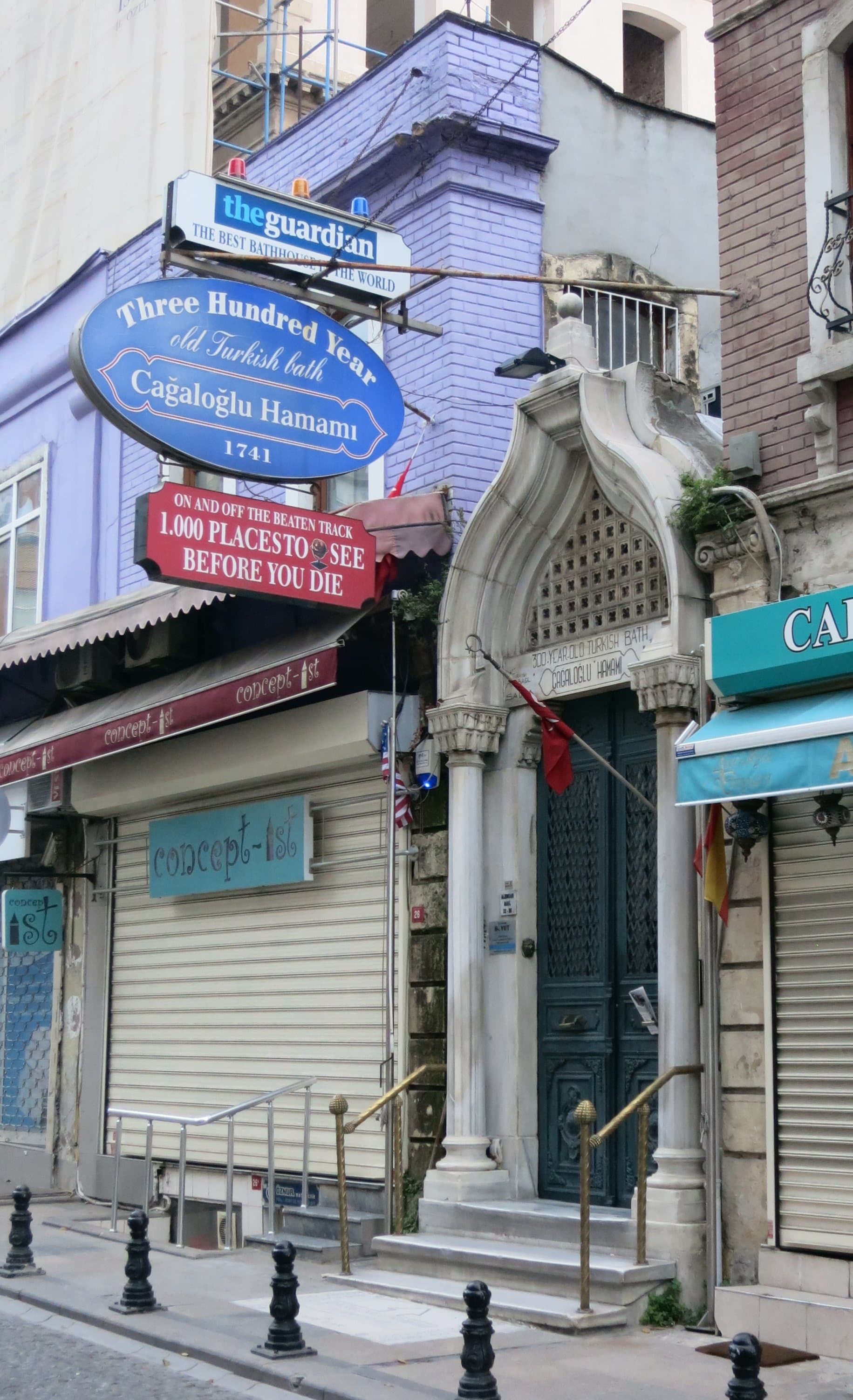 Cağaloğlu: the hamam, the Sublime Porte, and the publishers' street
