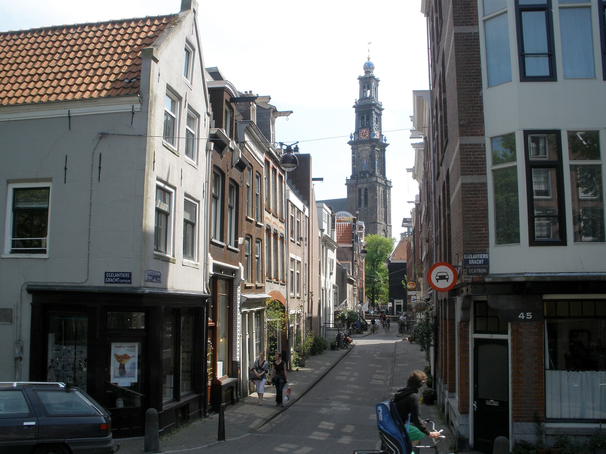 Jordaan: hofjes and brown cafés