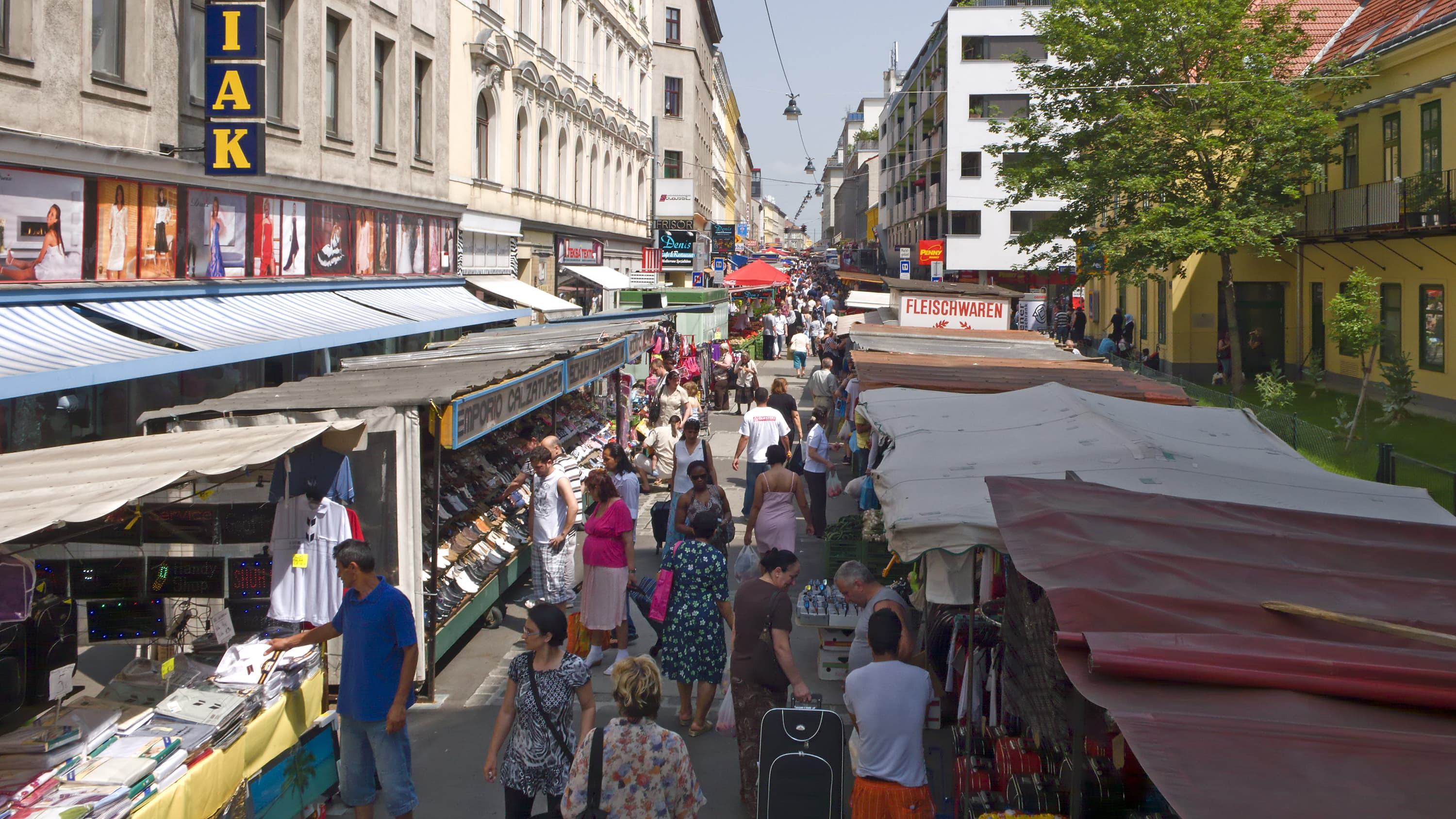 Ottakring: the Brunnenmarkt and the Yppenplatz