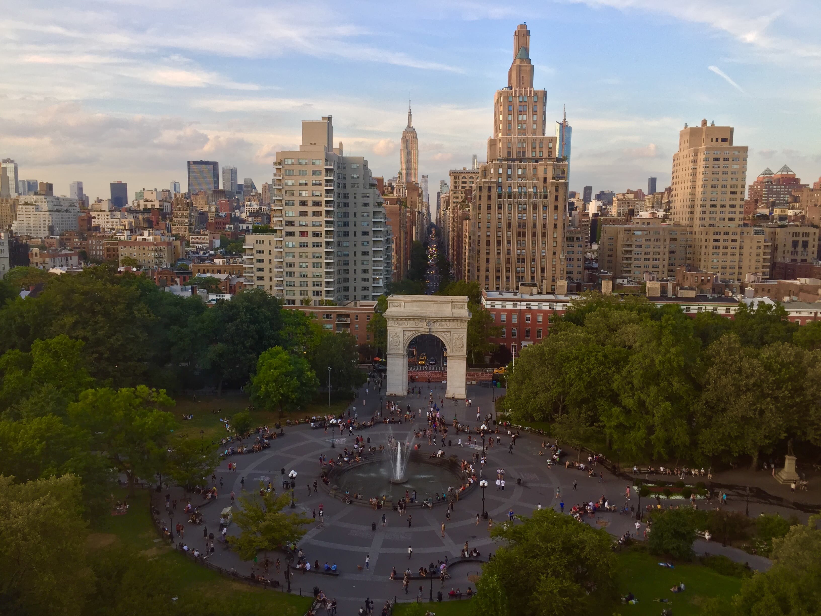 Greenwich Village: the arch and the crooked streets