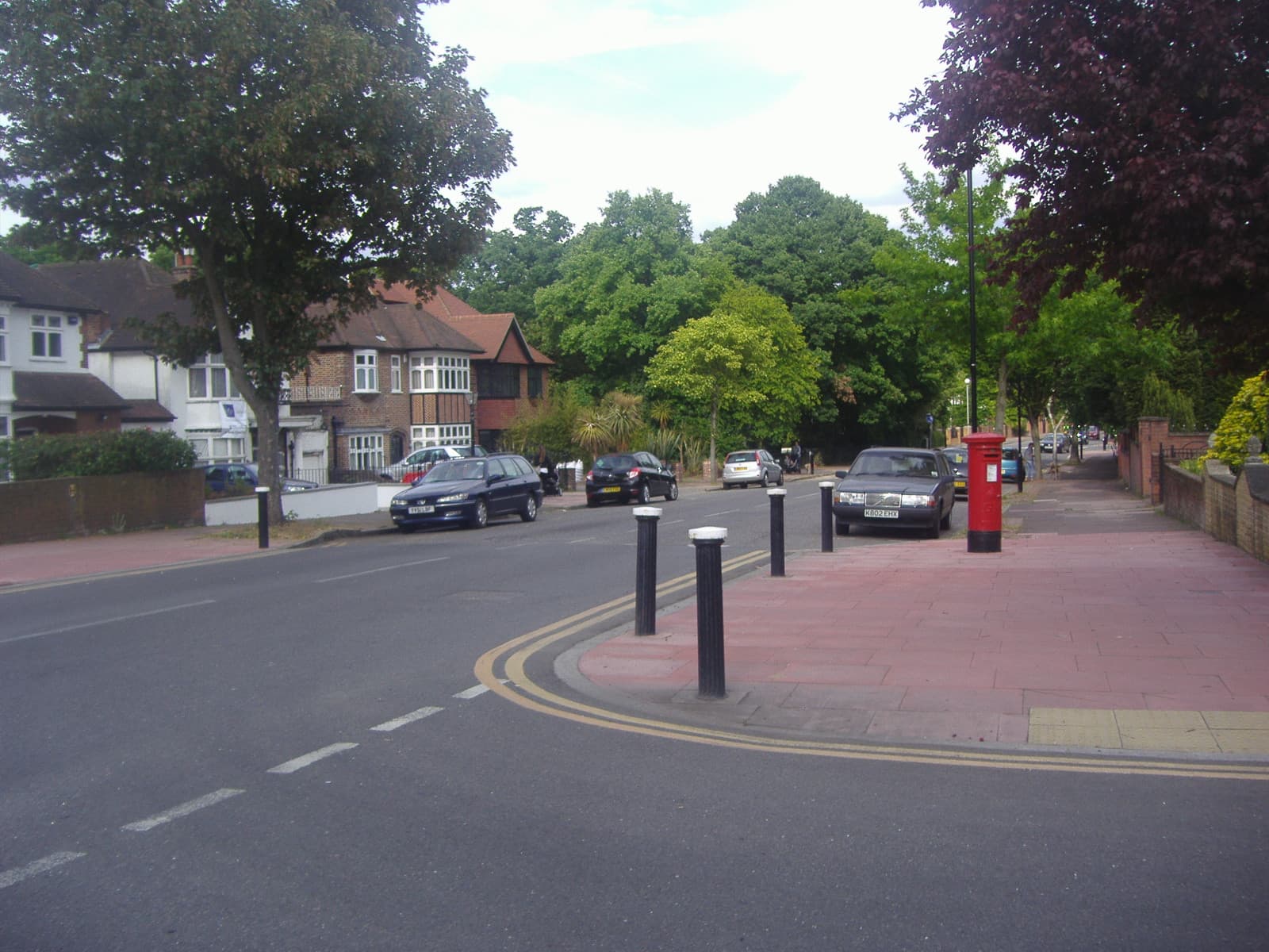 Fortis Green Road