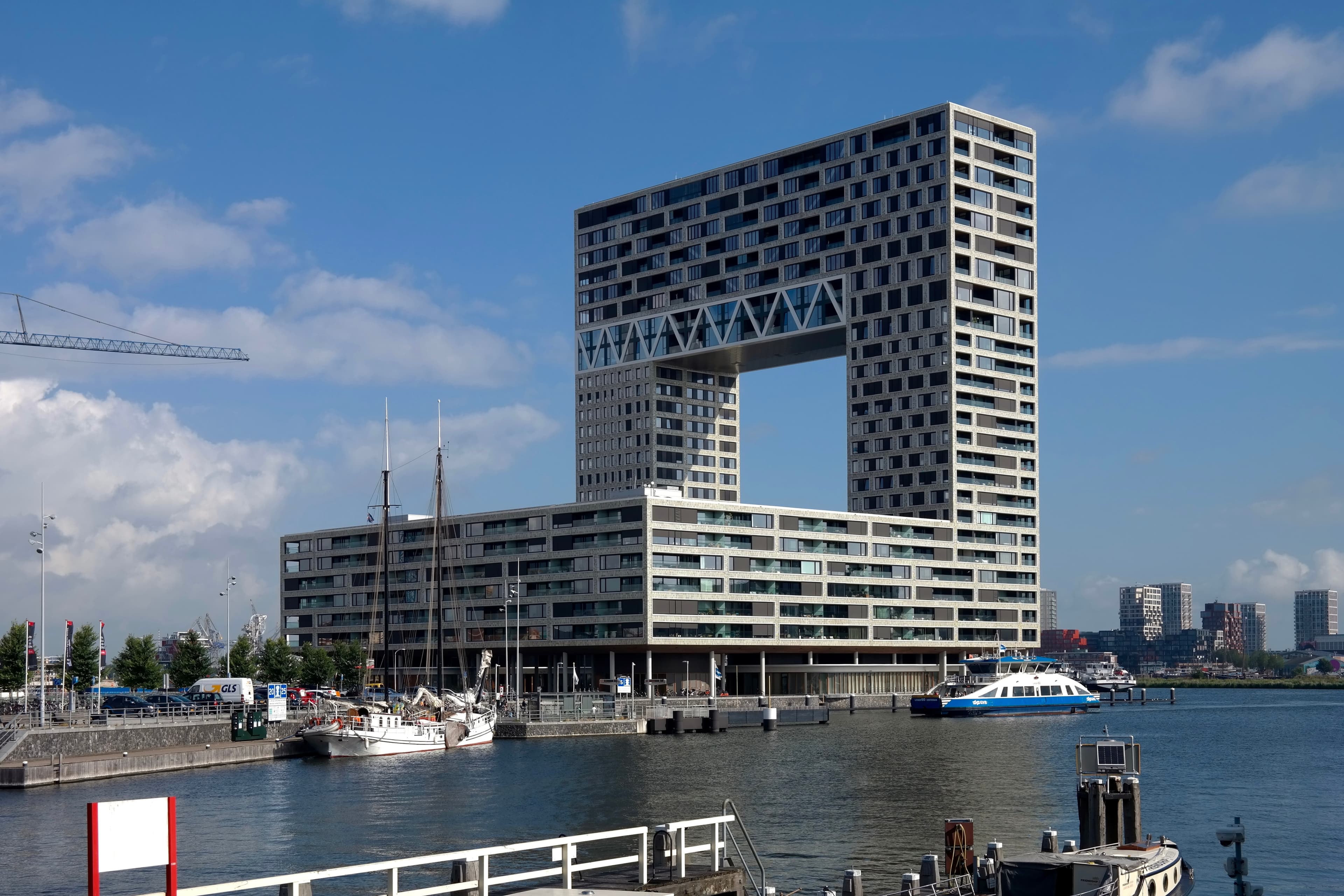 Houthavens: the new harbour west