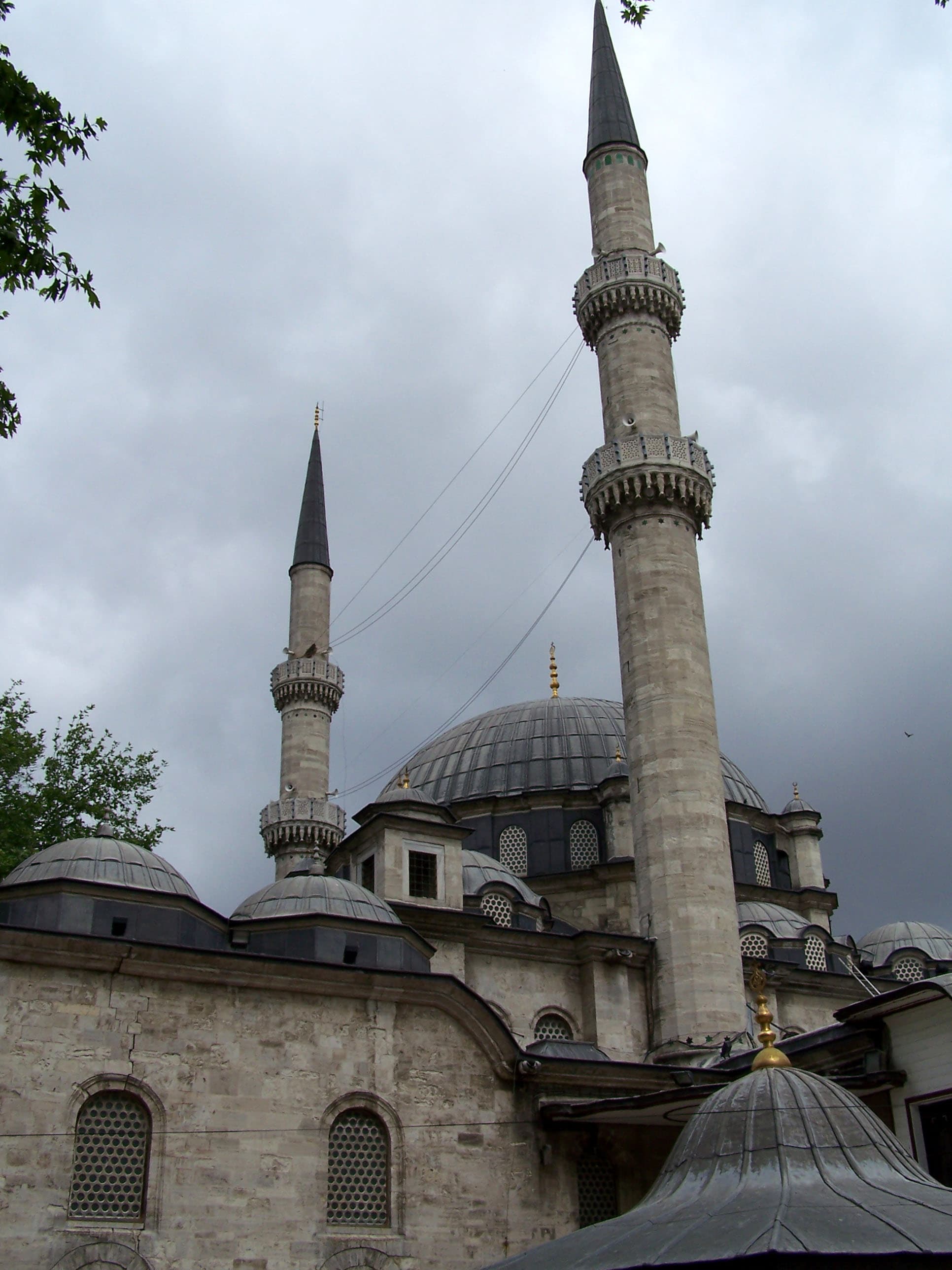 Eyüp Sultan to Pierre Loti: mosque, cemetery, view