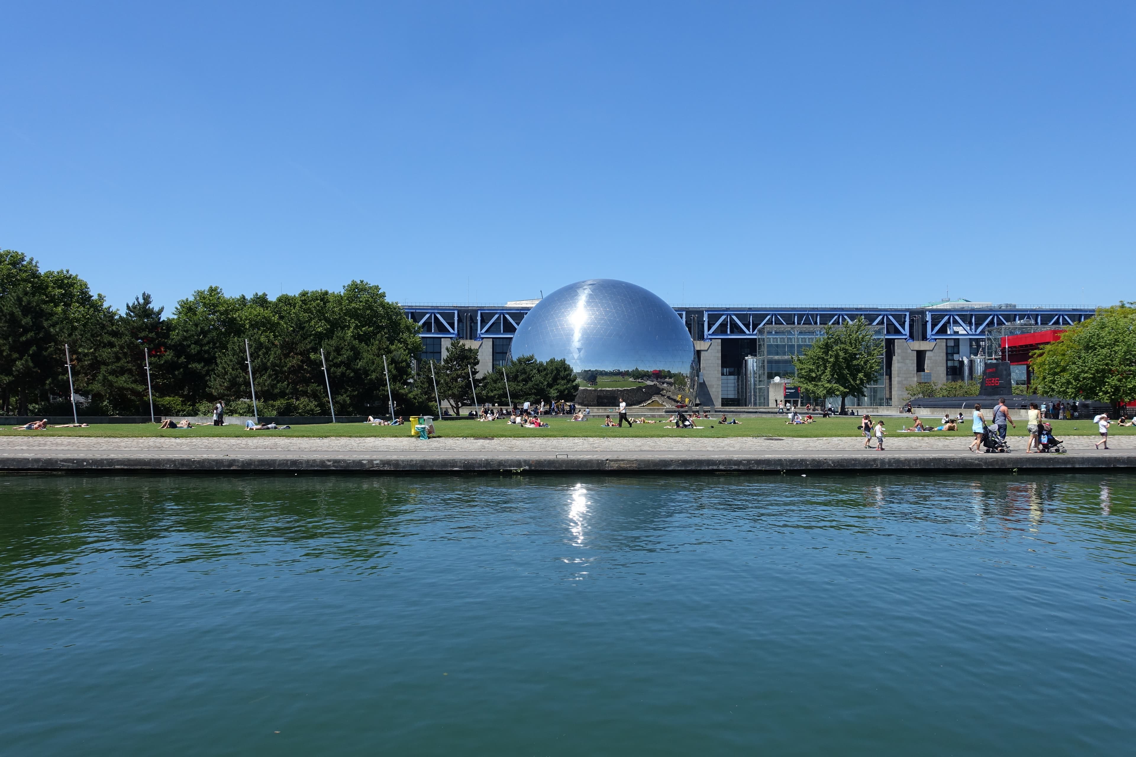 La Villette: the red follies and the Canal de l'Ourcq